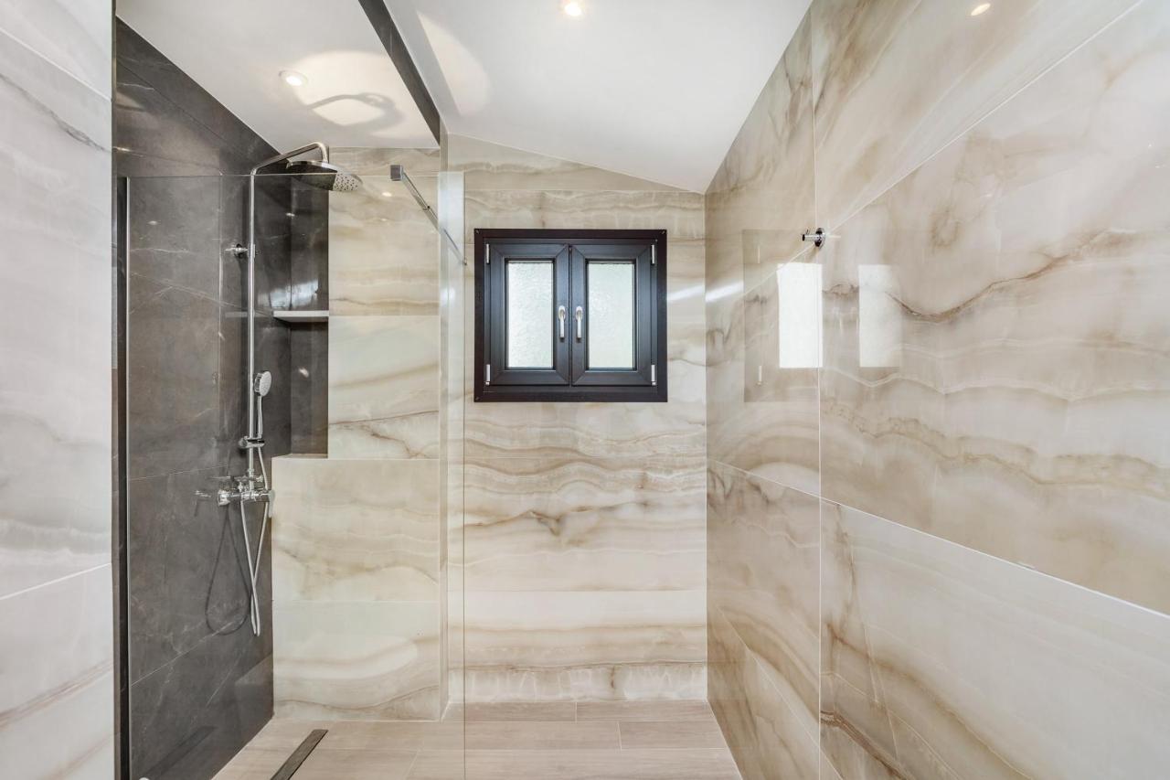 Epta Villas Luxury Redefined 圣帕拉斯凯维 外观 照片
