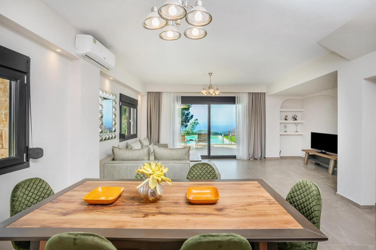 Epta Villas Luxury Redefined 圣帕拉斯凯维 外观 照片