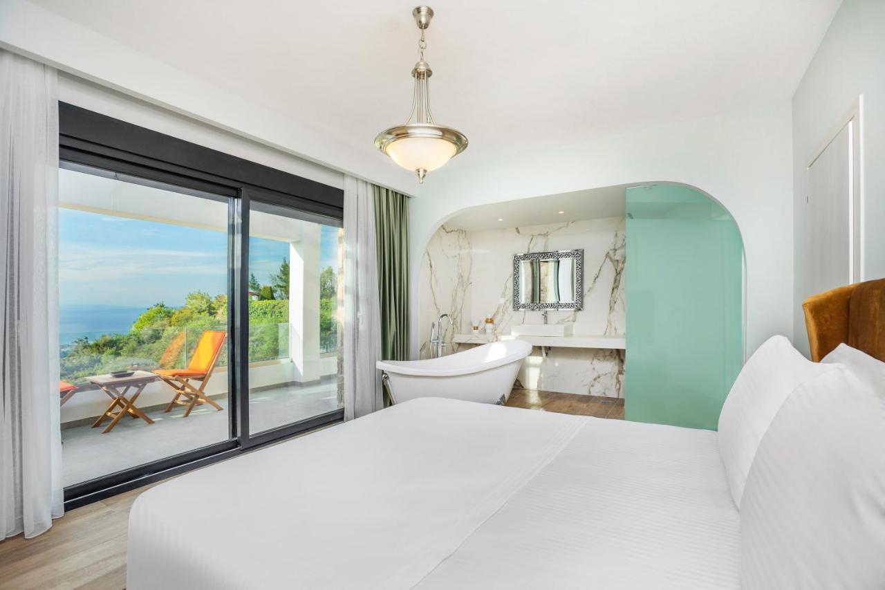Epta Villas Luxury Redefined 圣帕拉斯凯维 外观 照片
