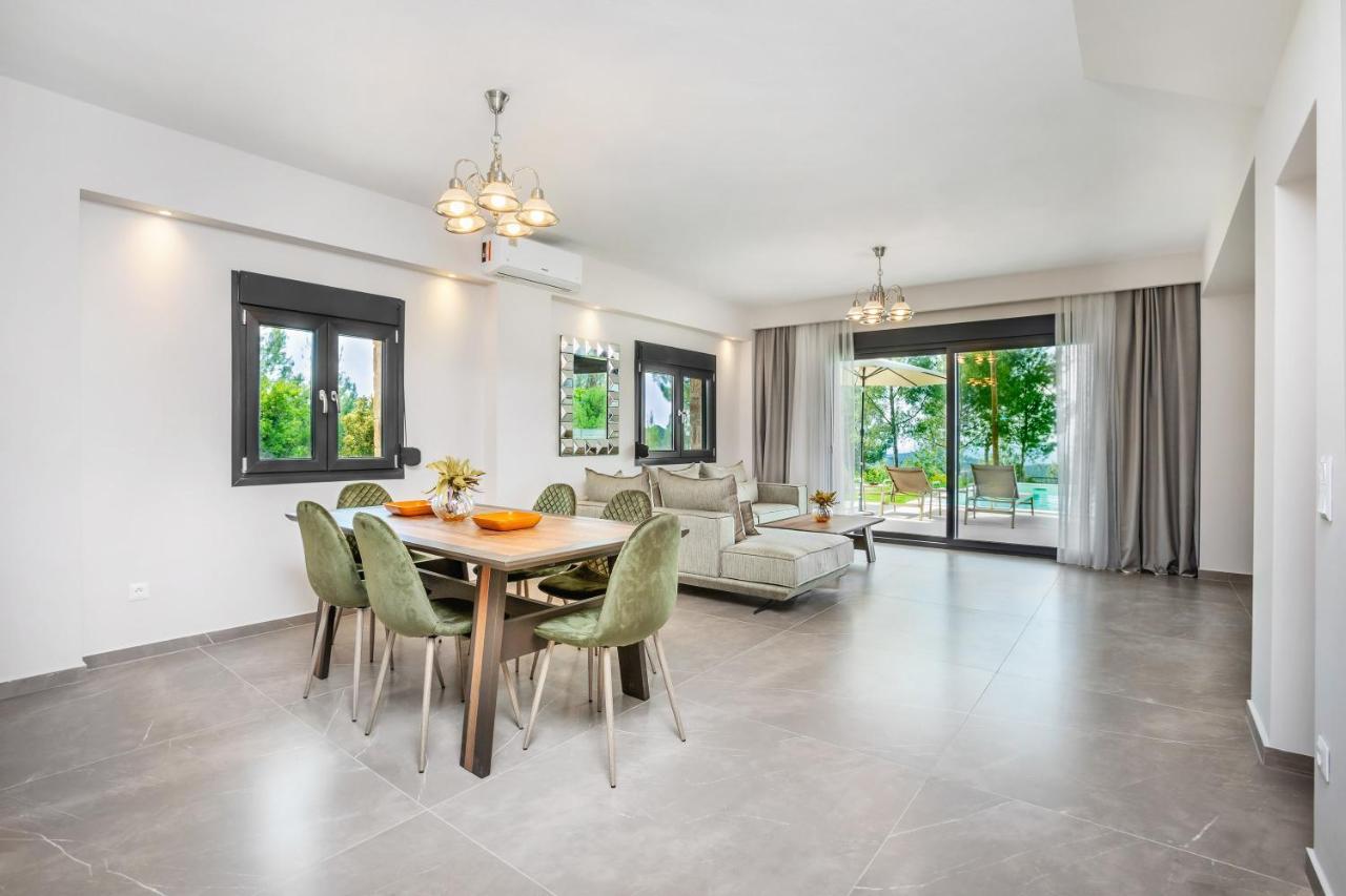 Epta Villas Luxury Redefined 圣帕拉斯凯维 外观 照片