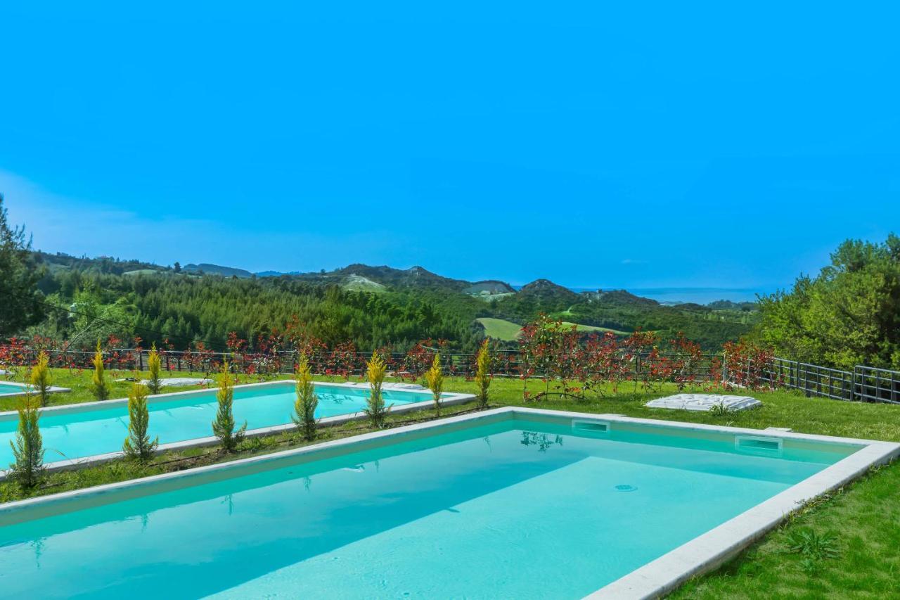 Epta Villas Luxury Redefined 圣帕拉斯凯维 外观 照片