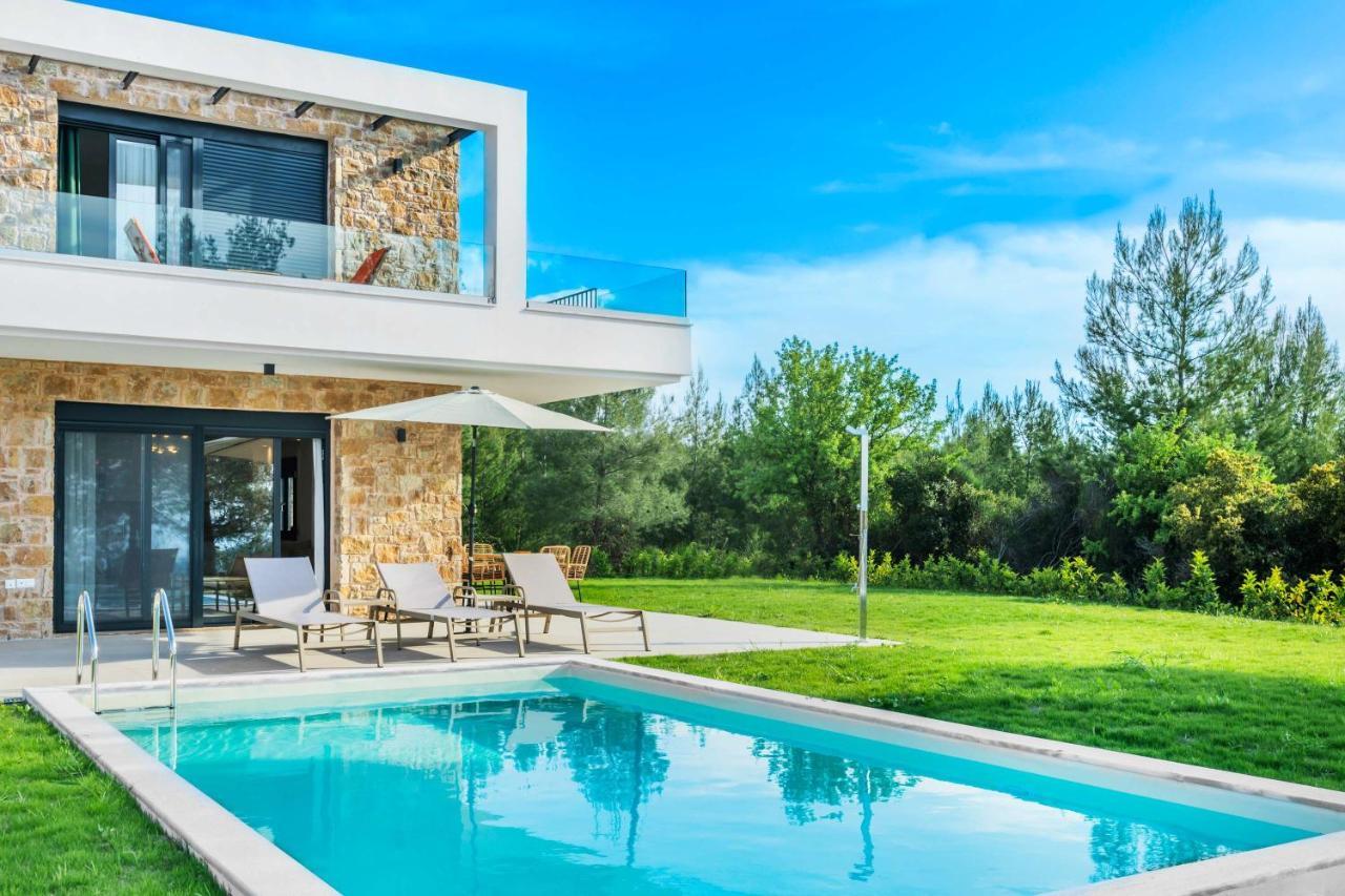 Epta Villas Luxury Redefined 圣帕拉斯凯维 外观 照片